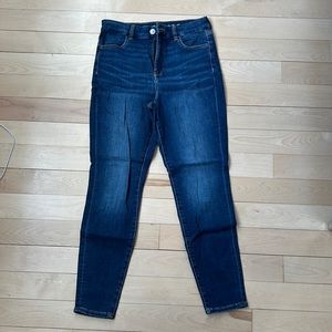 American eagle high rise jegging size 8